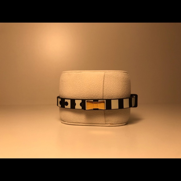 KATE SPADE ACTIVITY TRACKER - Picture 4 of 6